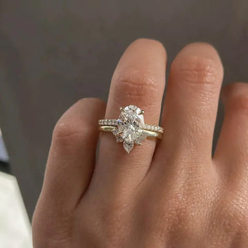 3CT Oval Moissanite Bridal Set (Engagement Ring and Band)